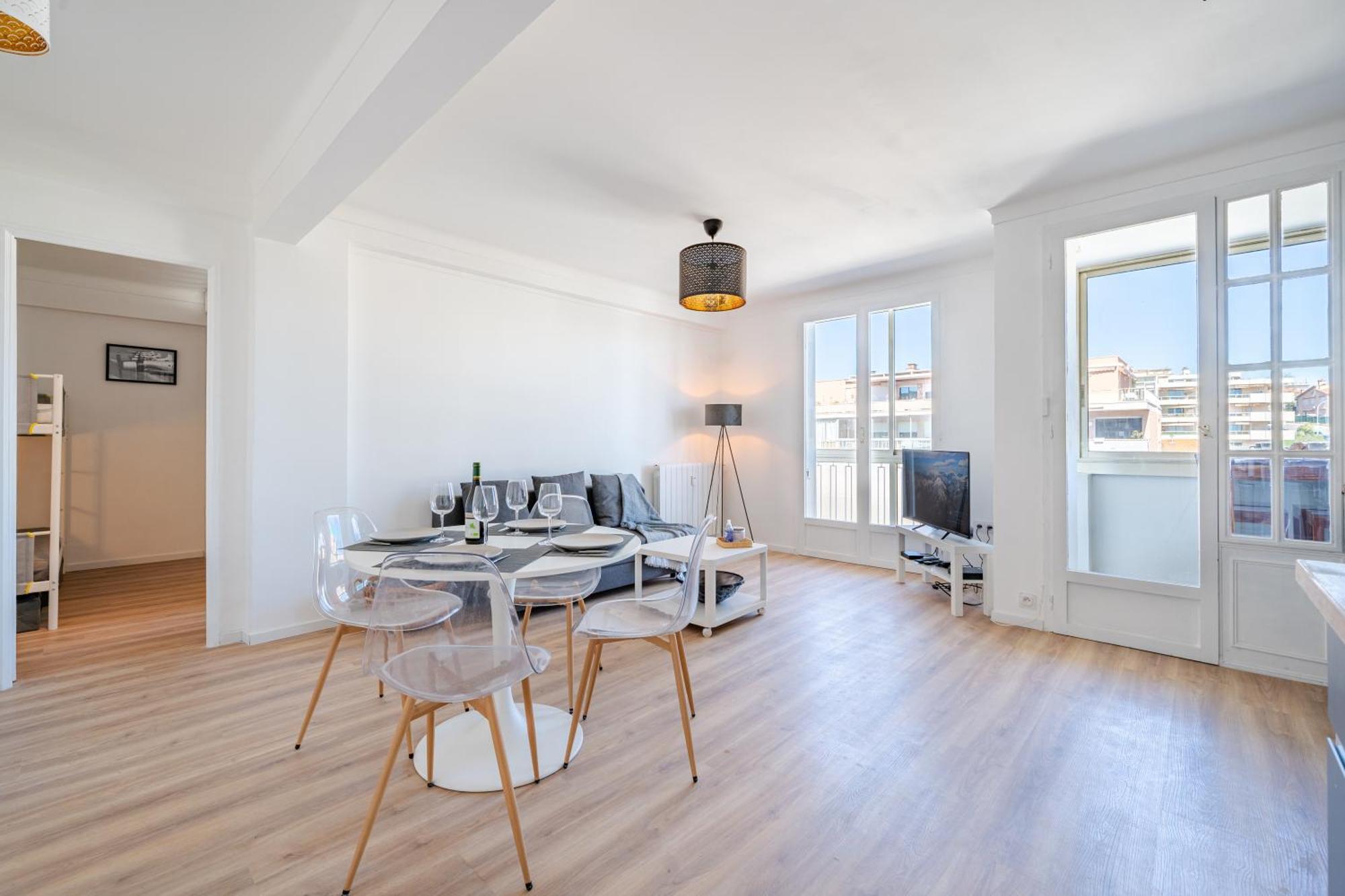 Apartment A 100m De La Plage, Climatise