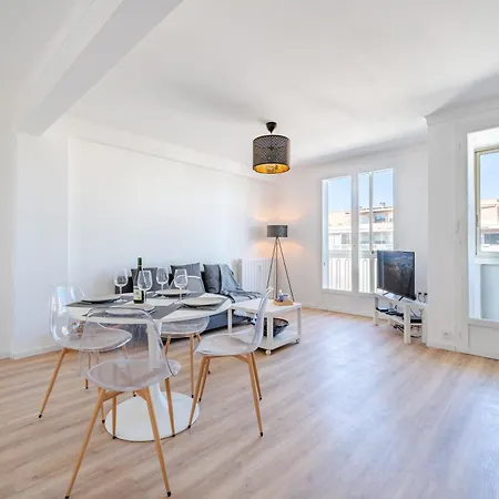 Appartement A 100M De La Plage, Climatise Cagnes-sur-Mer Buitenkant foto